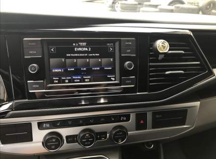 Volkswagen - Caravelle