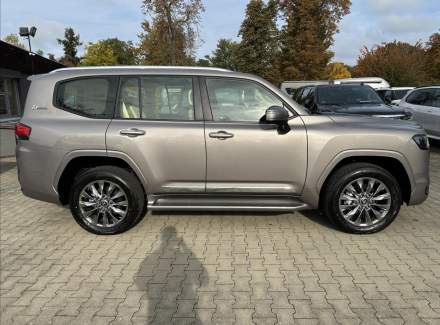 Toyota - Land Cruiser