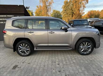 Toyota - Land Cruiser