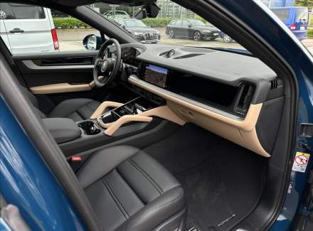 Porsche - Cayenne