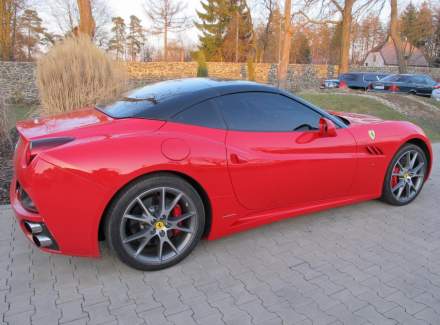 Ferrari - California