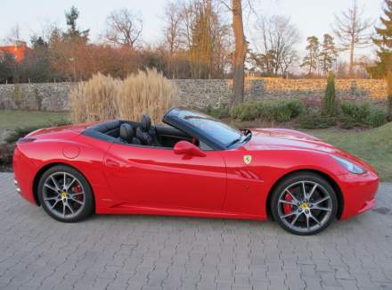 Ferrari - California