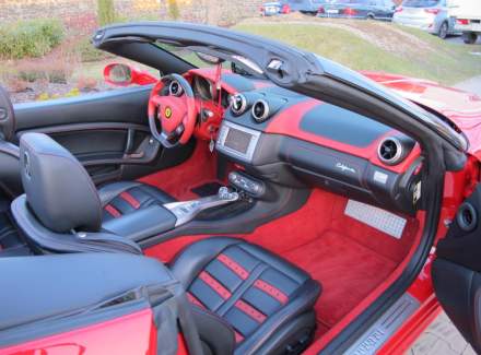 Ferrari - California