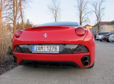 Ferrari - California