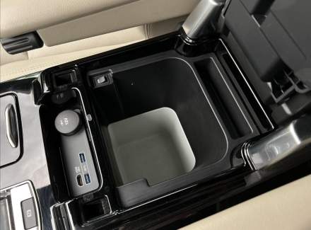 Land Rover - Discovery