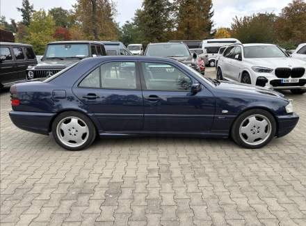 Mercedes-Benz - C-class