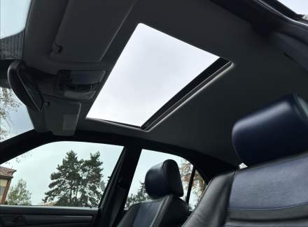 Mercedes-Benz - C-class