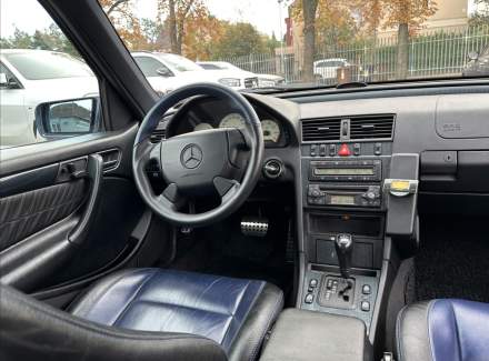 Mercedes-Benz - C-class