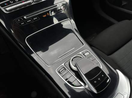 Mercedes-Benz - C-class