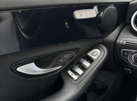 Mercedes-Benz - C-class