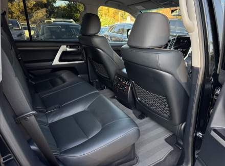 Toyota - Land Cruiser