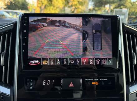 Toyota - Land Cruiser