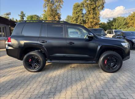 Toyota - Land Cruiser