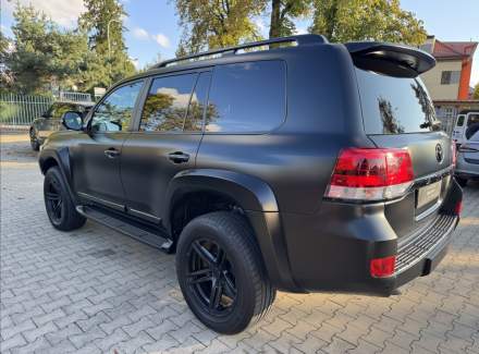 Toyota - Land Cruiser