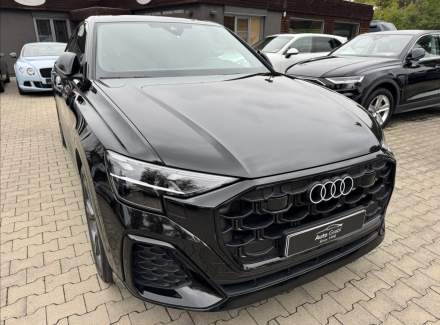 Audi - Q8