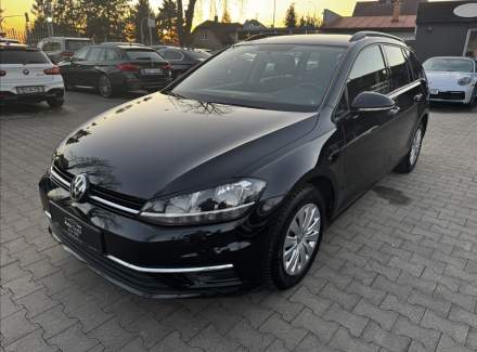 Volkswagen - Golf