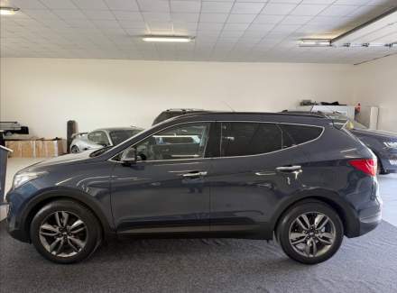 Hyundai - Santa FE
