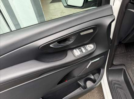 Mercedes-Benz - V-class