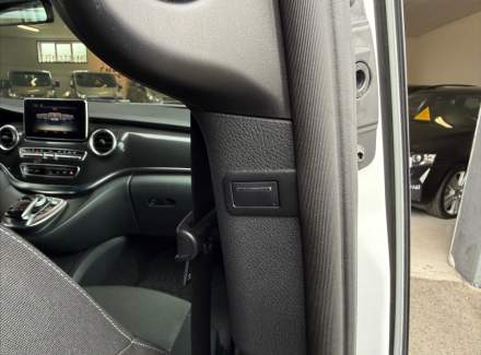 Mercedes-Benz - V-class