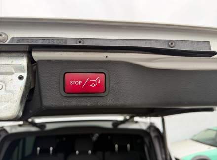 Mercedes-Benz - V-class