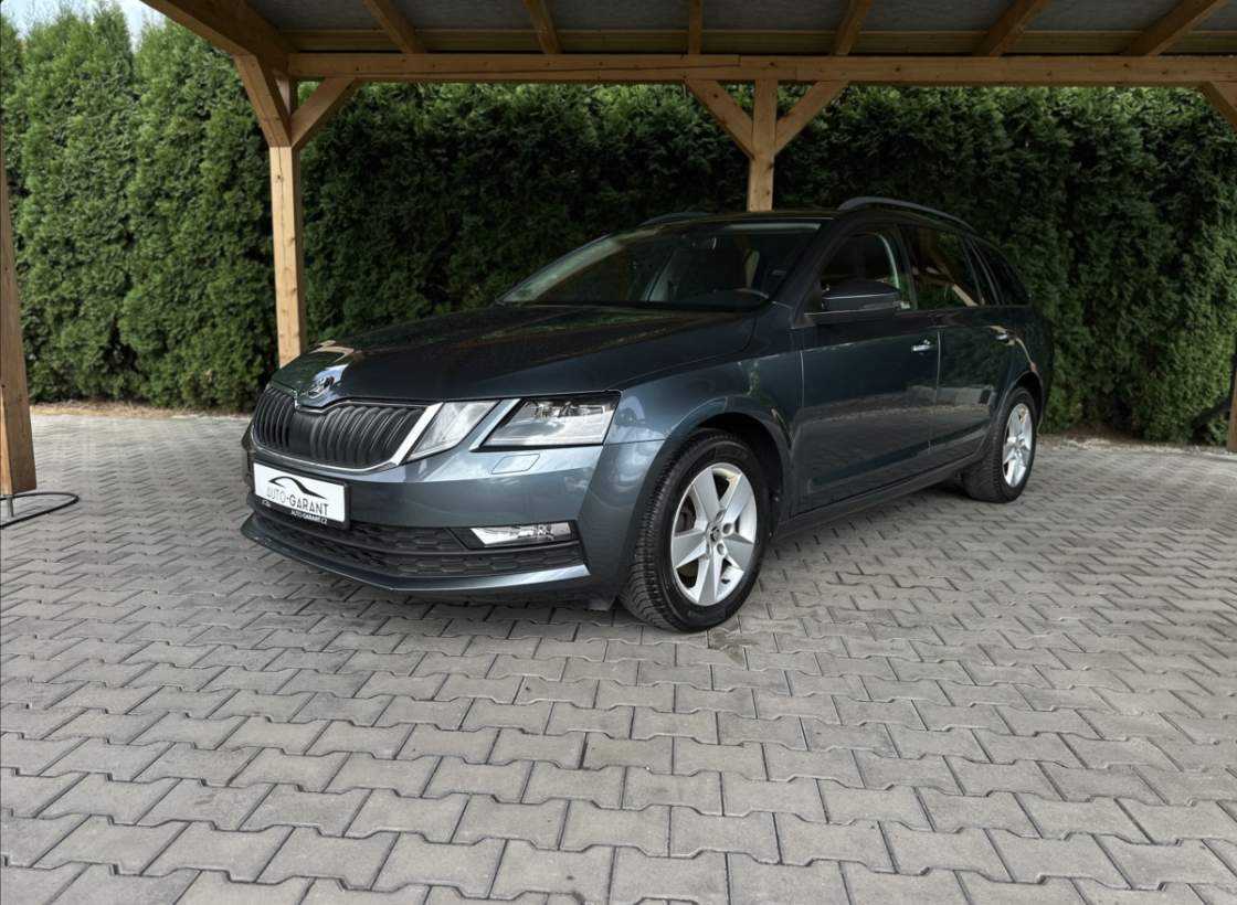 Škoda - Octavia