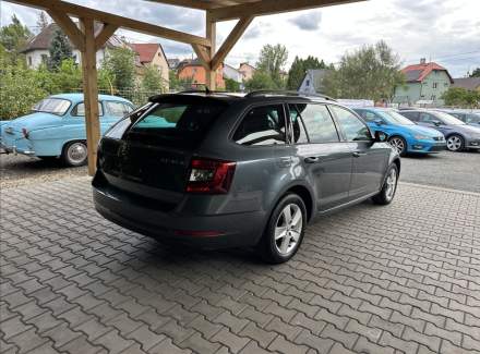 Škoda - Octavia