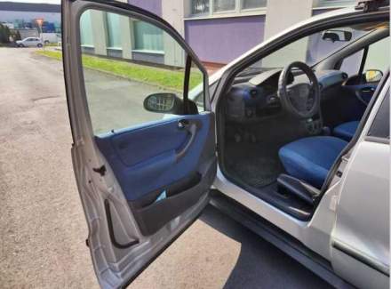 Mercedes-Benz - A-class