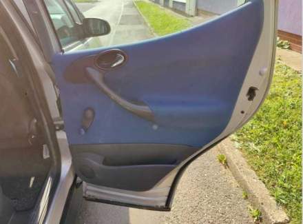 Mercedes-Benz - A-class