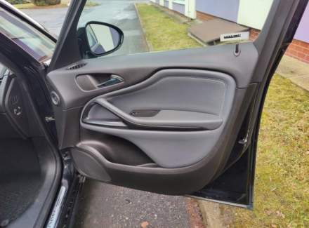 Opel - Zafira