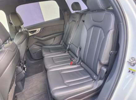 Audi - Q7