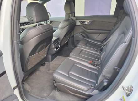 Audi - Q7