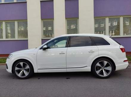 Audi - Q7