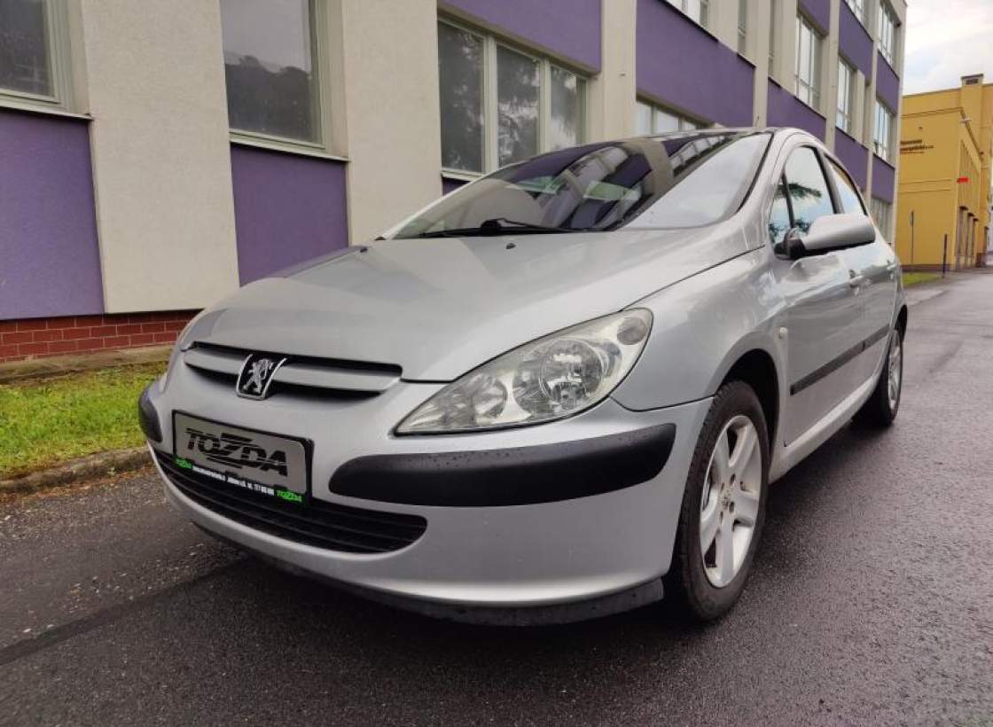 Peugeot - 307