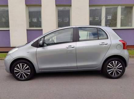 Toyota - Yaris