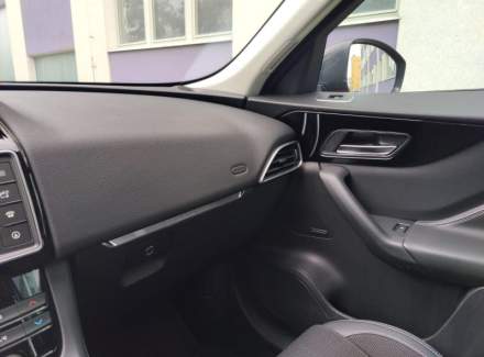 Jaguar - F-Pace