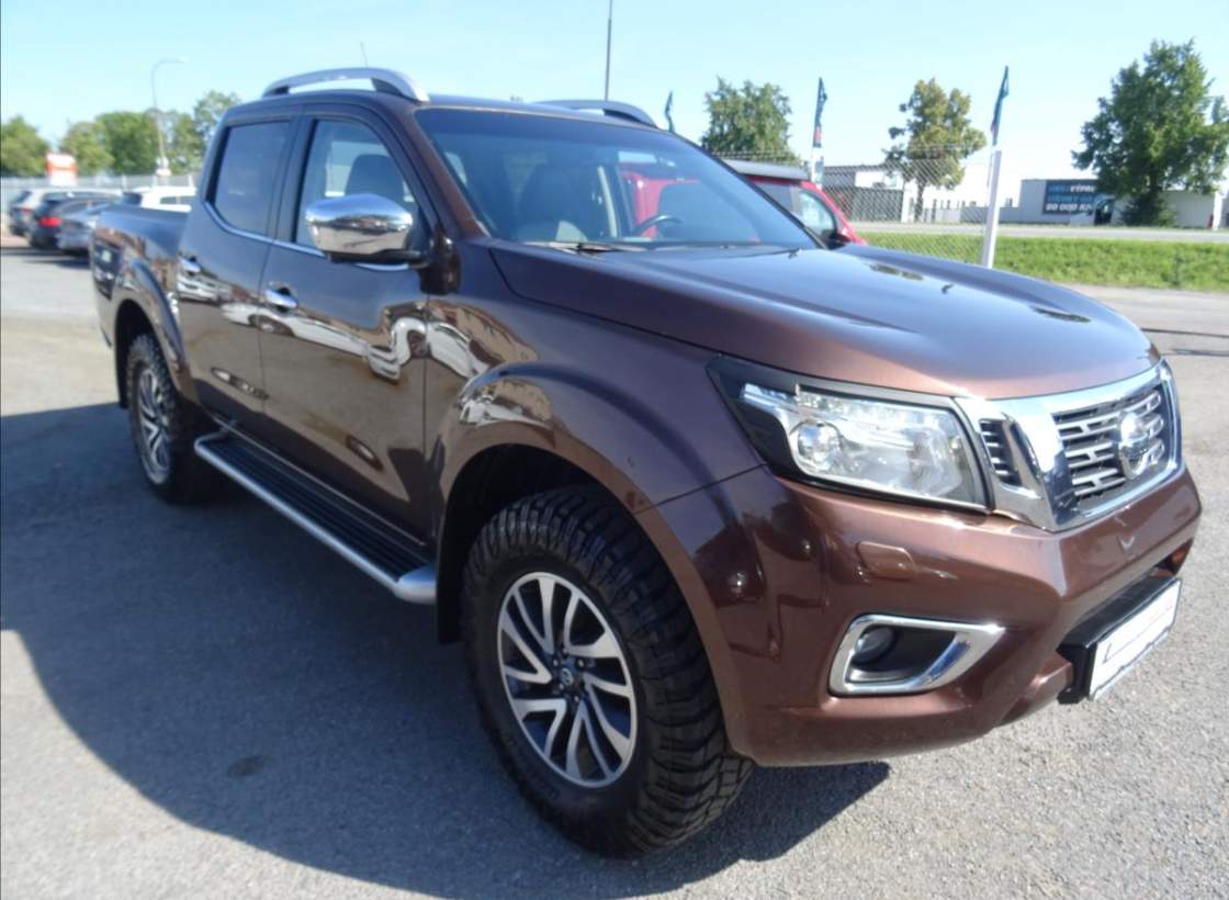 Nissan - Navara