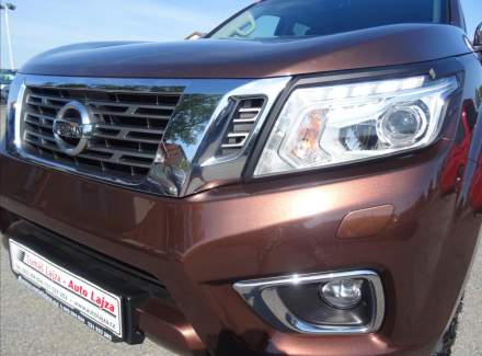 Nissan - Navara