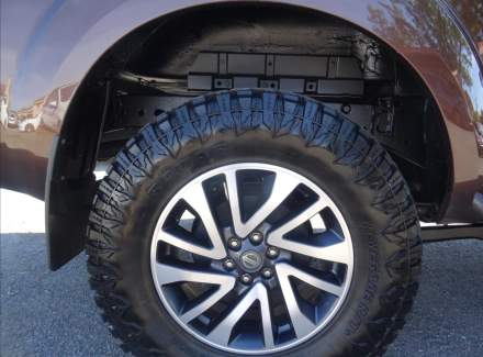 Nissan - Navara