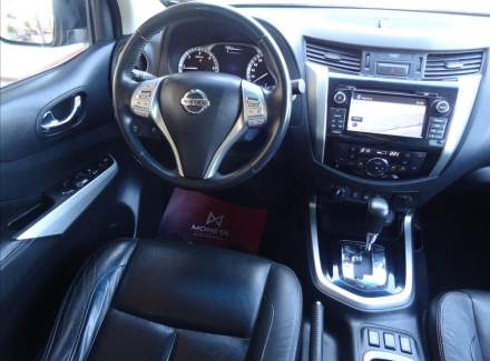 Nissan - Navara