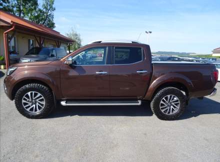 Nissan - Navara
