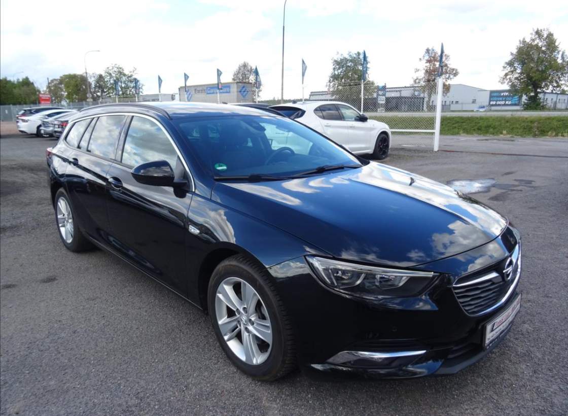 Opel - Insignia
