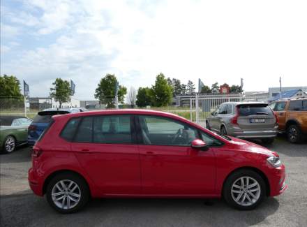 Volkswagen - Golf