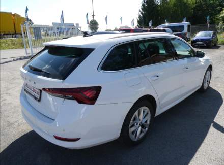 Škoda - Octavia