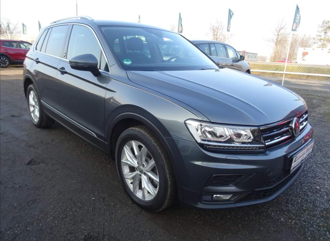 Volkswagen - Tiguan