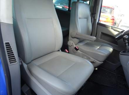 Volkswagen - Caravelle