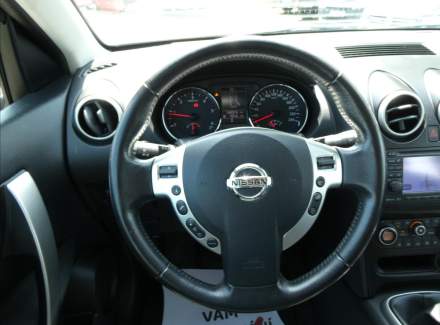 Nissan - Qashqai