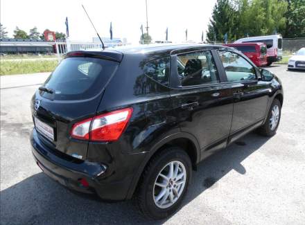 Nissan - Qashqai