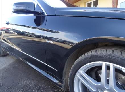 Mercedes-Benz - E-class