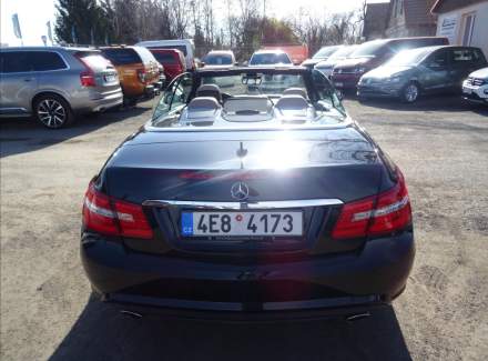 Mercedes-Benz - E-class