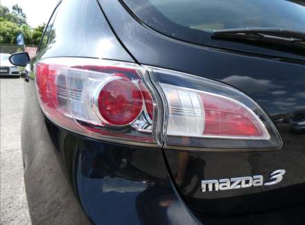 Mazda - 3